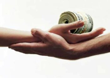 trach-nhiem-tra-no-chung-cua-vo-chong