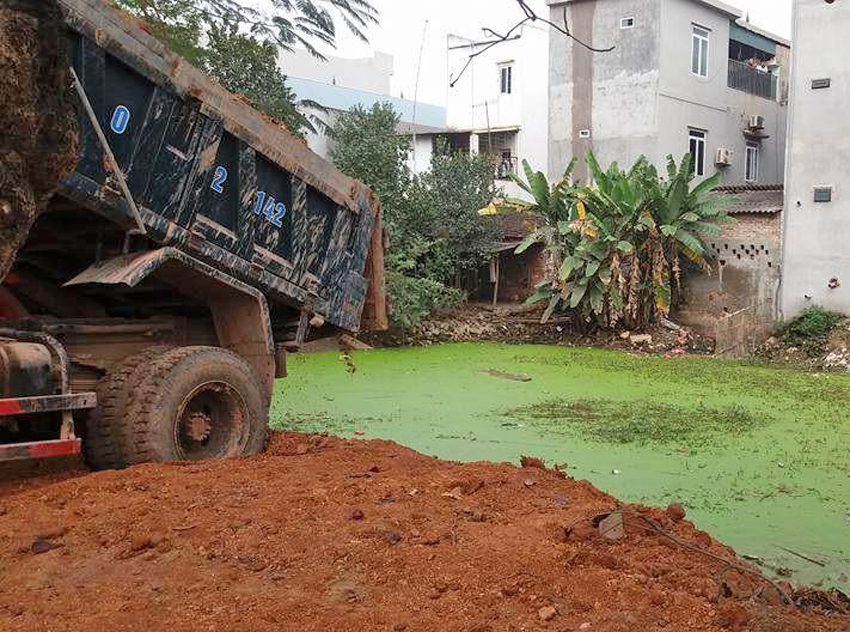 Năm 2023 khi xây nhà trên đất ao có bị phạt không?