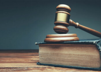 Tranh chấp đất đai với hàng xóm