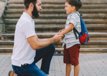 Con ngoài giá thú có được chia tài sản không?