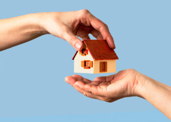 Mẫu hợp đồng môi giới nhà đất mới năm 2023
