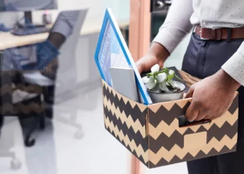 Quy định bồi thường khi cắt giảm nhân sự hiện nay như thế nào?