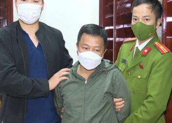 Trường hợp công dân bị hạn chế quyền tự do cư trú tại Việt Nam