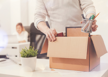 Xin nghỉ việc có được hưởng trợ cấp thôi việc không?