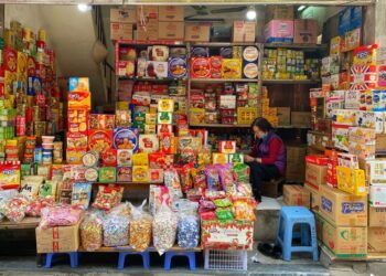 Hộ kinh doanh nộp thuế khoán có xuất hóa đơn không?