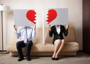 Mẫu đơn ly hôn có chữ ký 2 bên như thế nào?