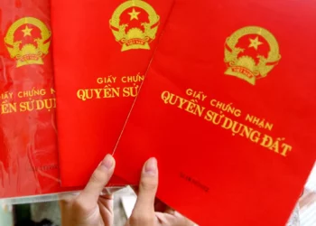 Các trường hợp thu hồi Giấy chứng nhận quyền sử dụng đất năm 2023