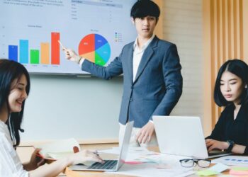 Thủ tục chấp thuận nhà đầu tư như thế nào năm 2023?