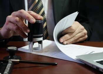 Thủ tục sáp nhập văn phòng công chứng năm 2023