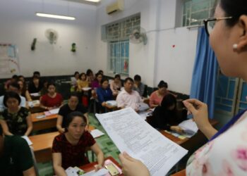 Các khoản nhà trường không được thu của học sinh bao gồm