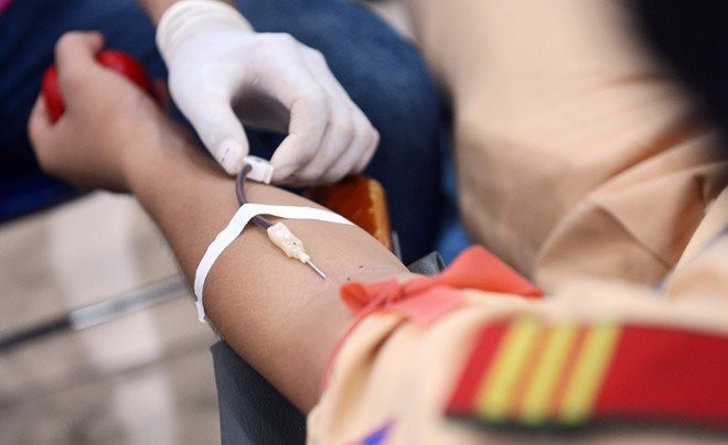 Huyết thống trực hệ có được truyền máu không?