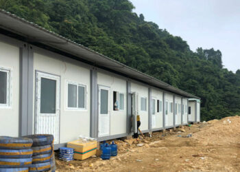 Xây nhà tạm có phải xin giấy phép không?