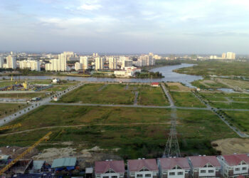Thuê luật sư tranh chấp đất đai thế nào