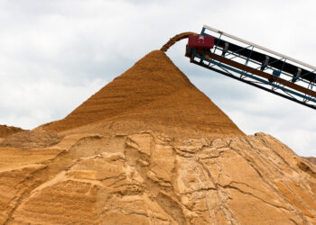 Các loại thuế phải nộp khi khai thác cát