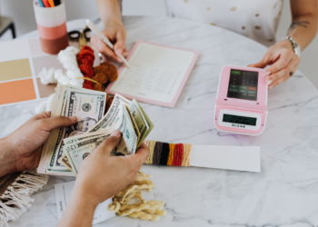 Thủ tục hoàn trả các khoản thu ngân sách nhà nước năm 2024