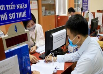 Nộp thuế thay cho công ty khác có được không?