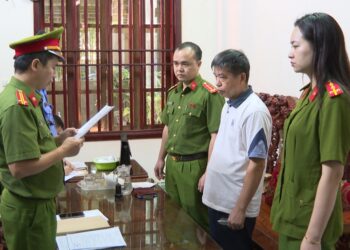 Phó phòng Tài nguyên và Môi trường bị bắt vì tội doanh gì?