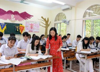 Chế độ nghỉ việc riêng của giáo viên như thế nào?