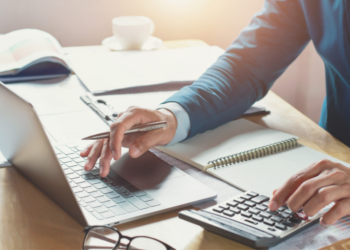 Giao hàng nhiều lần xuất hóa đơn 1 lần có được hay không?