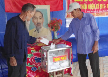 Quyết định miễn nhiệm trưởng thôn diễn ra như thế nào?