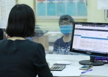 Chuyển xếp lương từ viên chức sang công chức như thế nào?