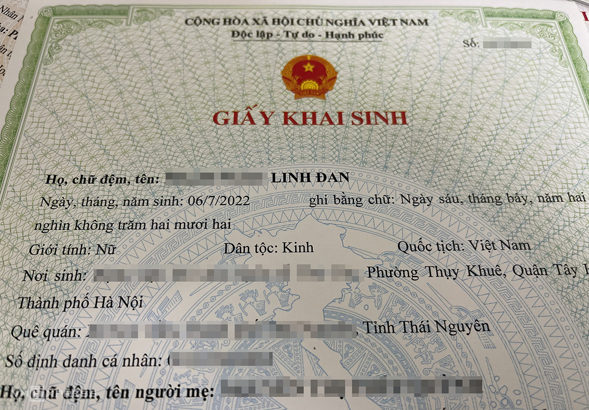 Nhờ người thân làm giấy khai sinh