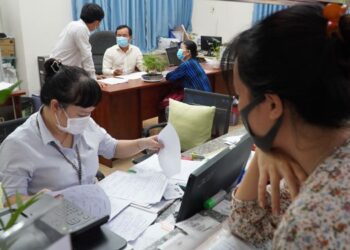 Phụ cấp hướng dẫn tập sự hạch toán mức nào?