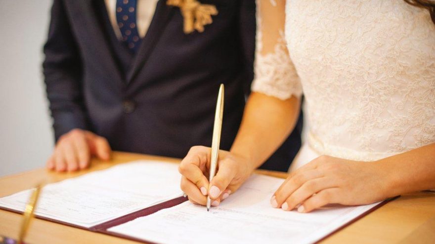 Thủ tục đăng ký kết hôn khác xã